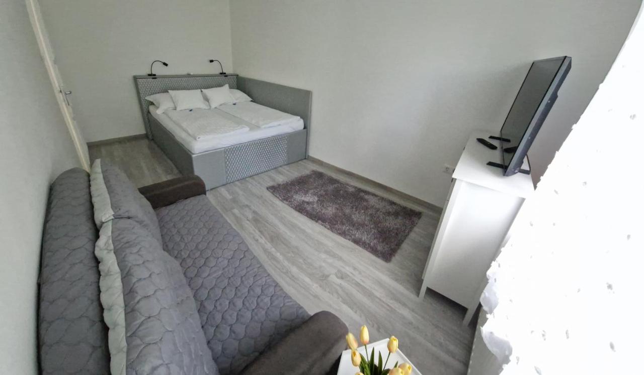 Martina Apartman Bekescsaba Exterior photo